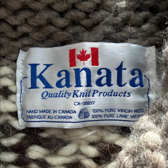 Kanata Cowichan Hand Knitted Heavy Wool Sweater - Picture 2 of 5